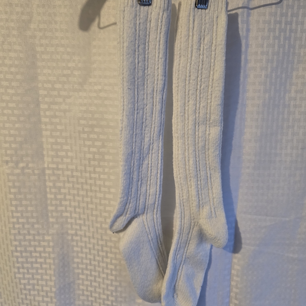 White Cable Knit Socks